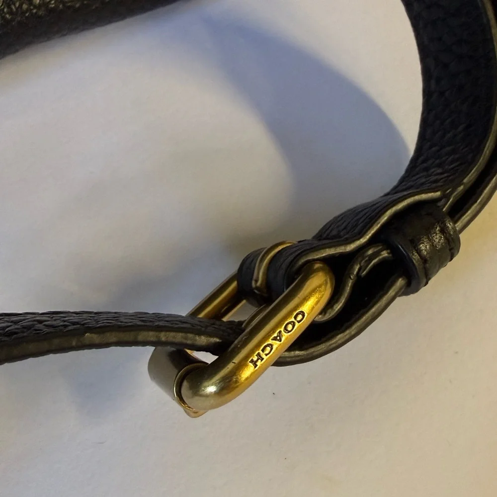 Coach Black Pebbled Leather Shoulder Bag with Gold Hardware - Picture 7 of 8